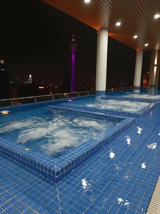 Col 23ab Cozy Klcc View & Infinity Pool *