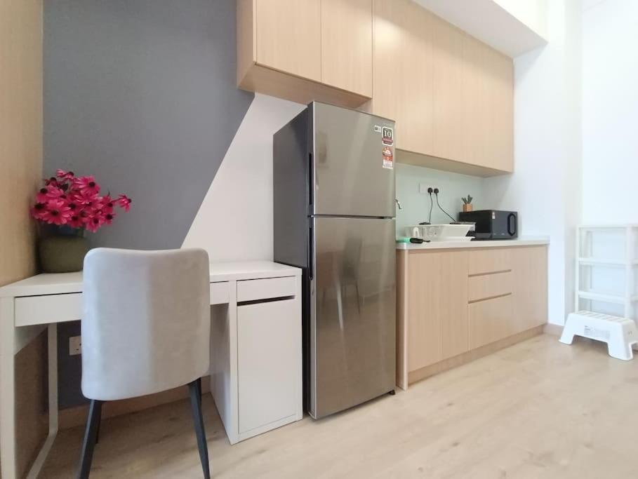 Col 23ab Cozy Klcc View & Infinity Pool Apartment