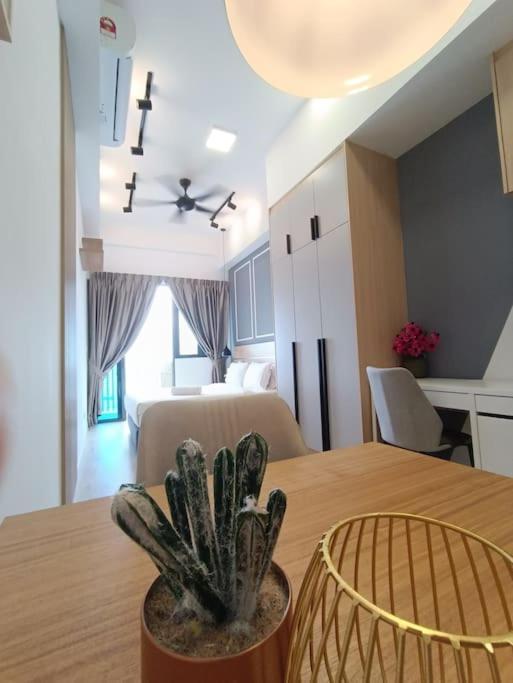 Col 23ab Cozy Klcc View & Infinity Pool * Kuala Lumpur
